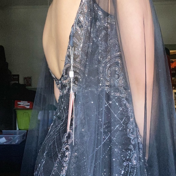 ✨PROM DRESS✨ - Picture 9 of 11